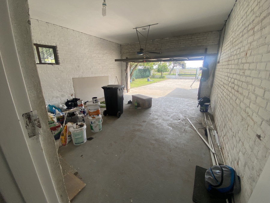 To Let 4 Bedroom Property for Rent in Milnerton Central Western Cape